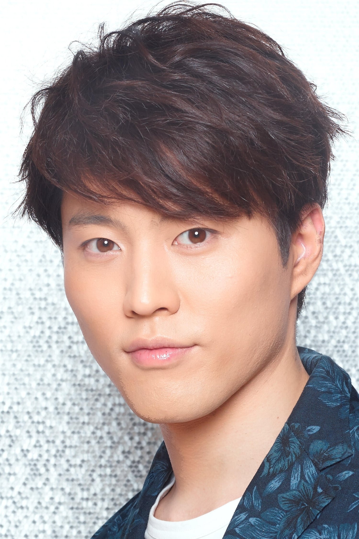 Koshi Sugawara (voice)